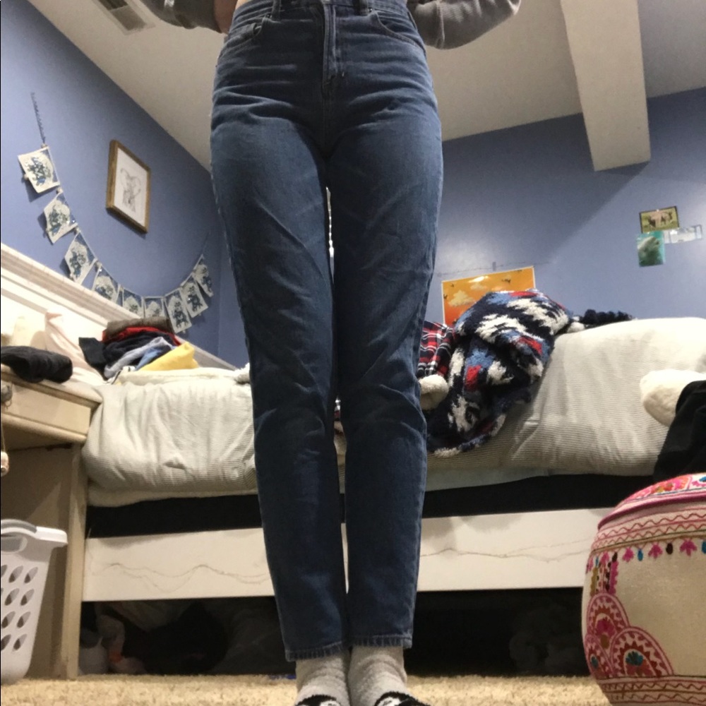 American eagle mom jean